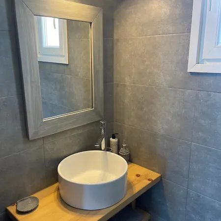 Agyra House 超级天堂海滩